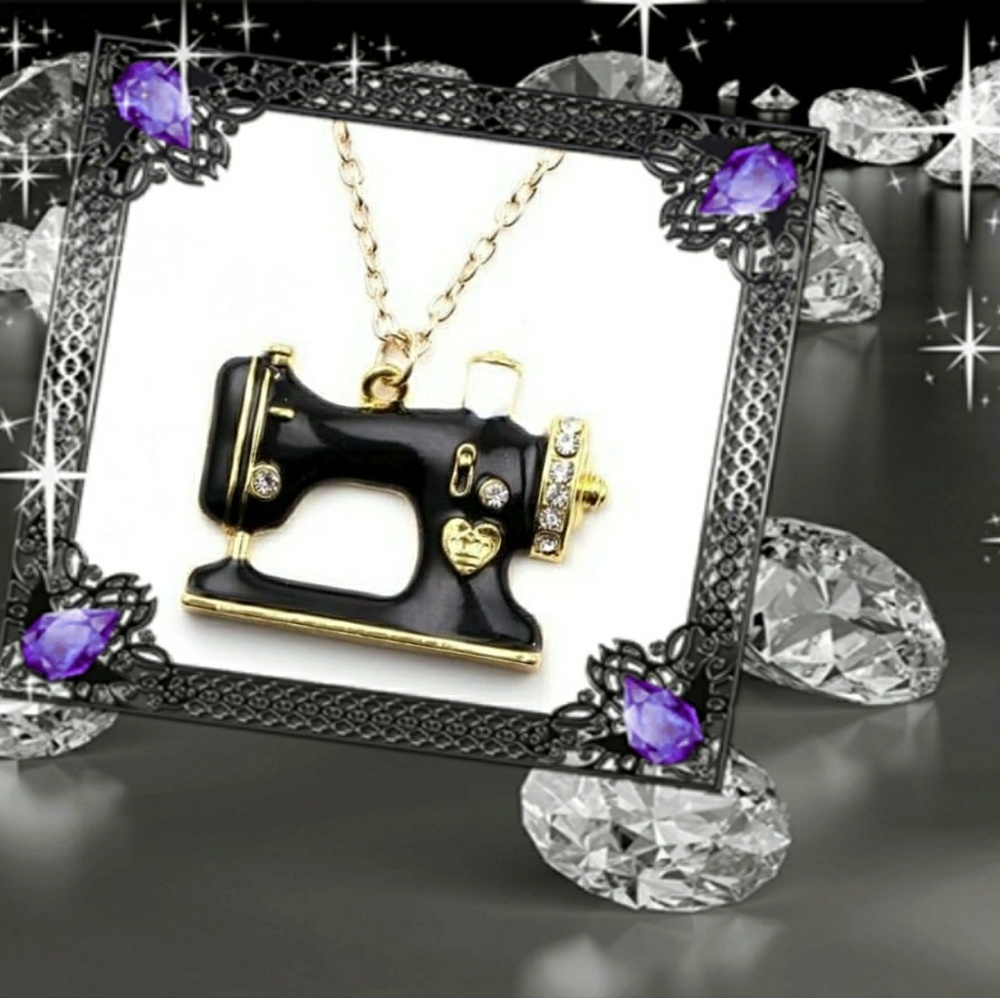 🖤🖤Sewing Machine Necklace